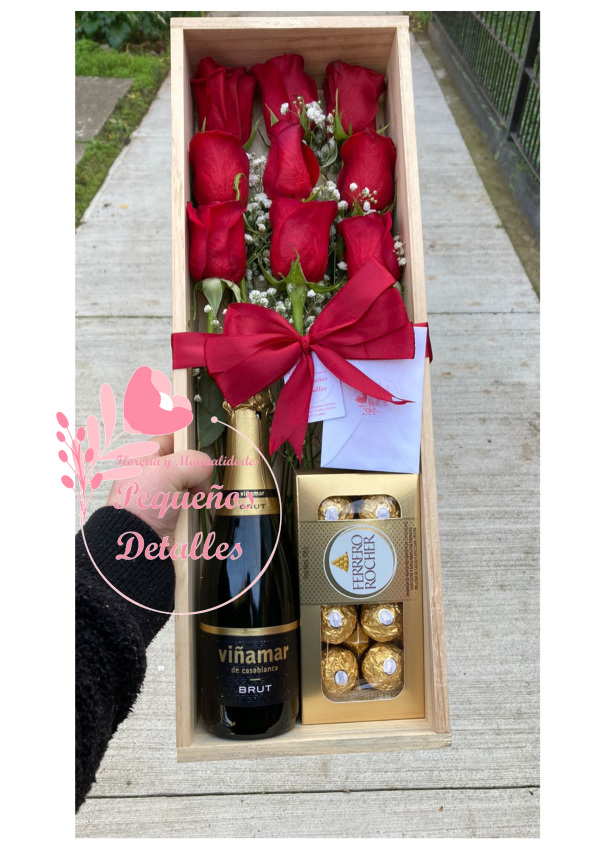 PequeBox rosas,espumante y bombones