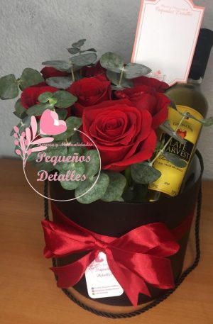 Cilindro rosas y vino Late harvest